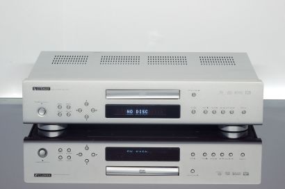 Luxman DVA-250 DVD, CD SACD Player
