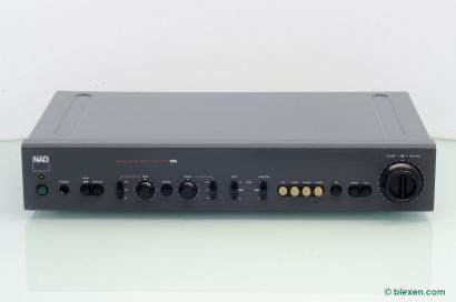 NAD 1300 High End pre amplifier