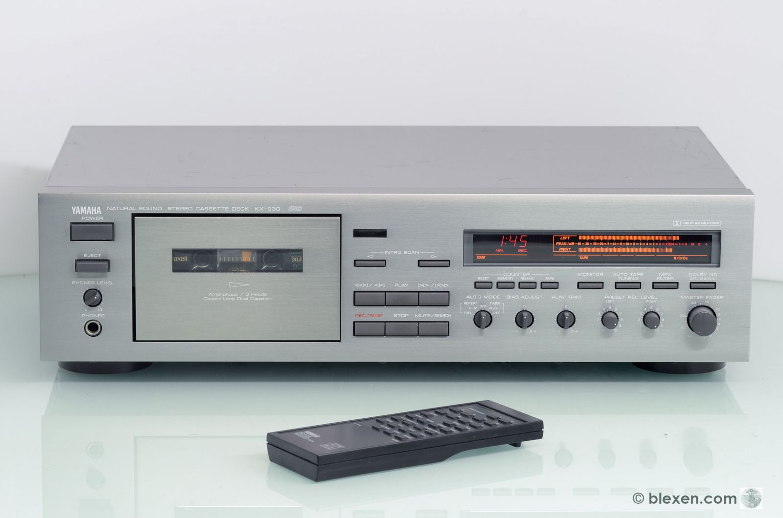 Yamaha KX-930 3-Head Cassette Deck  			