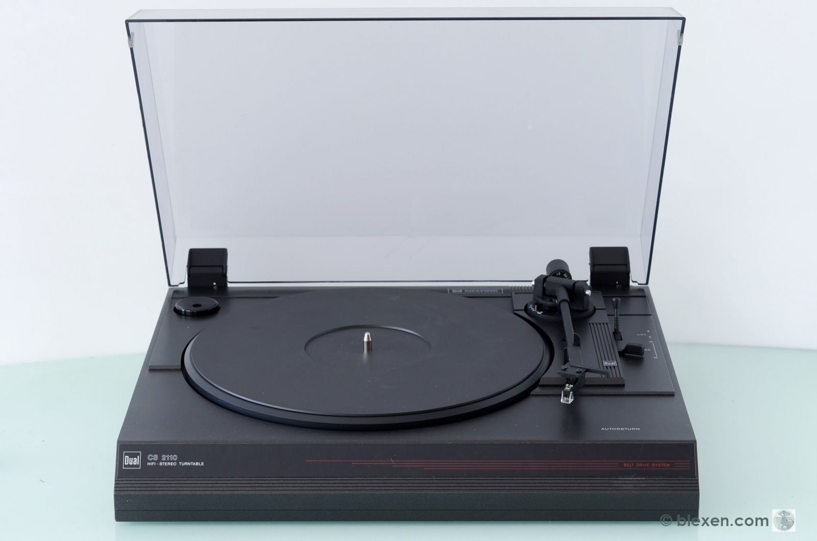 Dual CS-2110 in fine working condition  			