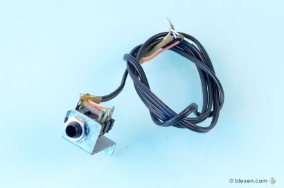 Nakamichi 482 Headphone Jack