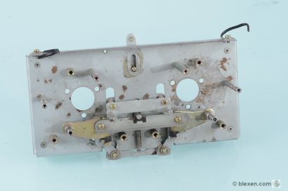 Teac X-2000, X-1000 R, M Head Base with Pinch Roller Mechanism
