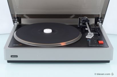Lenco L-90 Turntable with new Stylus