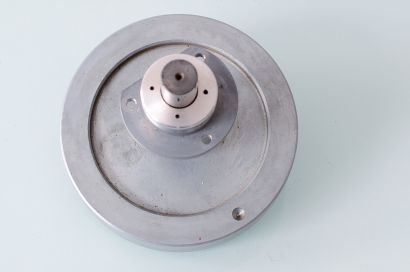 Sony TC-850 Right Capstan Shaft Assembly Flywheel